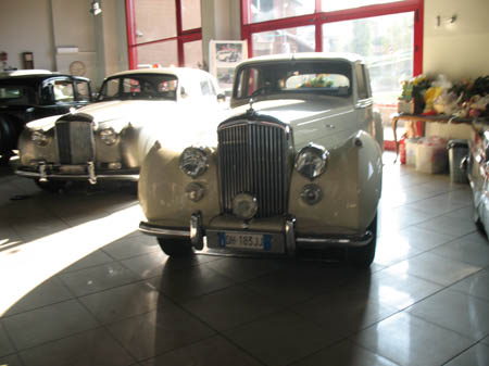 deposito ed esposizione auto d'epoca vicino Milano Como Varese Novara (29)
