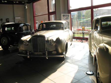 deposito ed esposizione auto d'epoca vicino Milano Como Varese Novara (30)