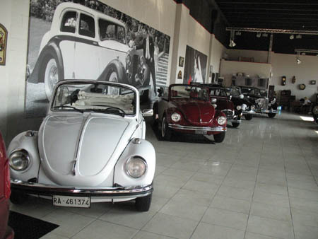 deposito ed esposizione auto d'epoca vicino Milano Como Varese Novara (5)