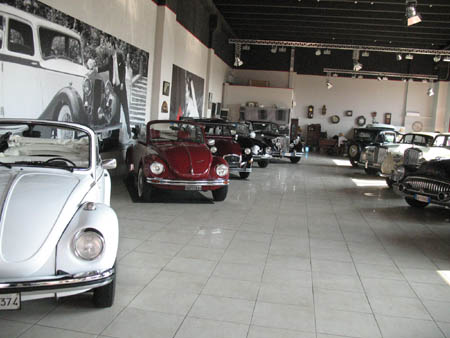 deposito ed esposizione auto d'epoca vicino Milano Como Varese Novara (6)
